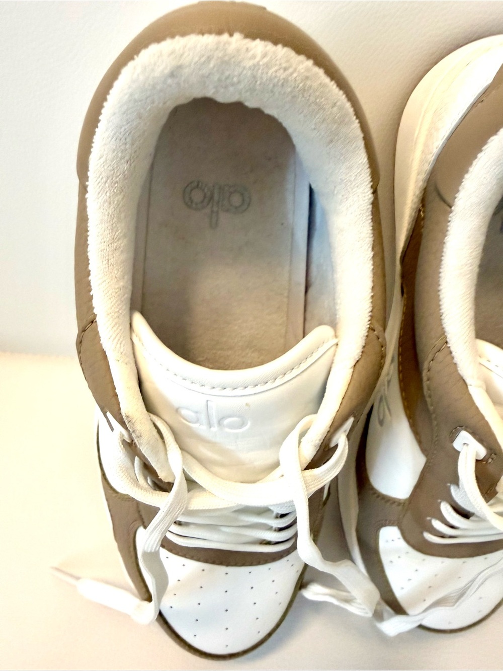 ALO Yoga Women's Taupe and White Athletic Sneakers - Picture 9 of 10